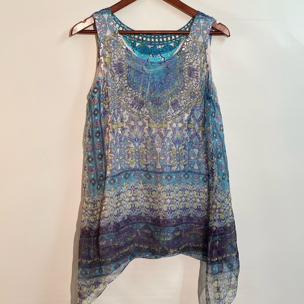 One World Live and let Live - crochet sleeveless blouse. Size XL